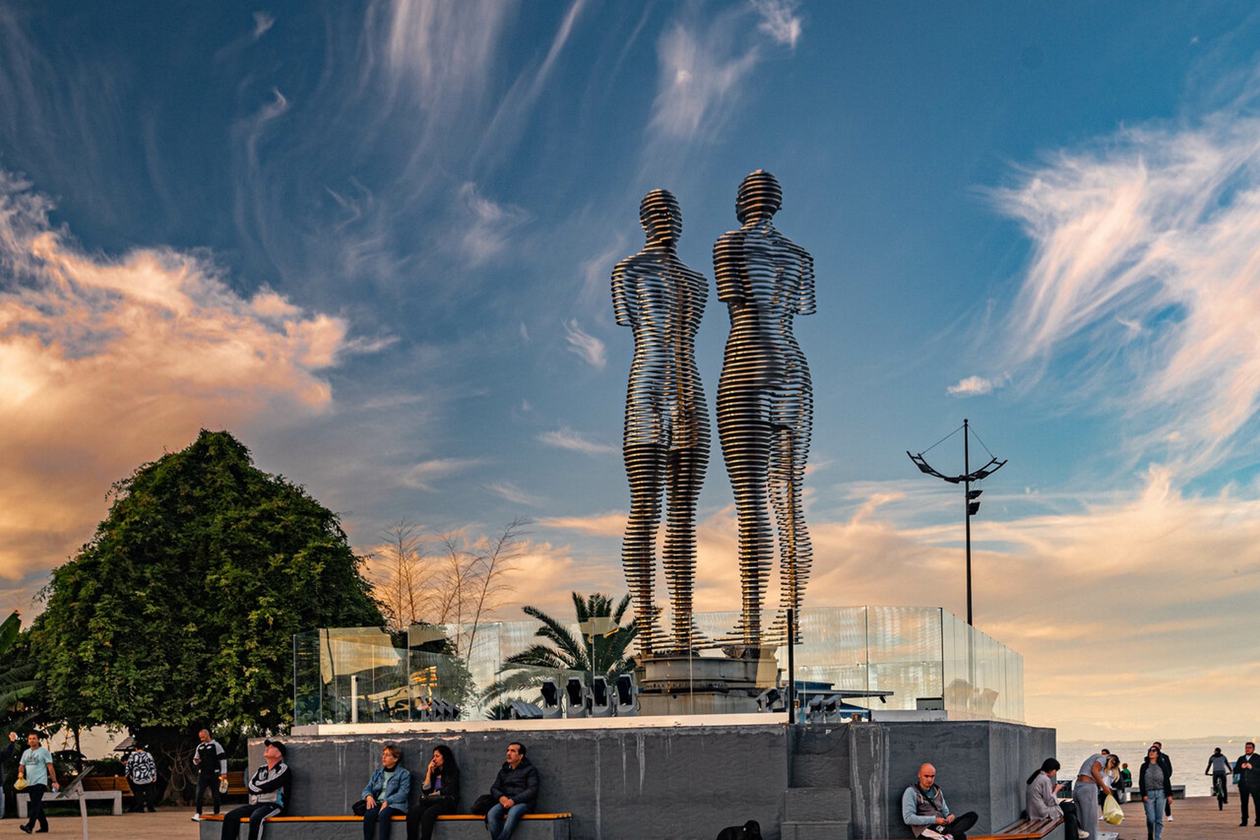 Ali and Nino Statue – Batumi